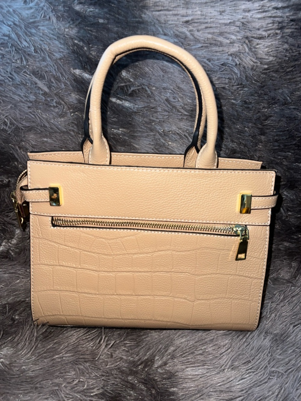 Textured Pattern Convertible Satchel Bag - Picture 3 of 10